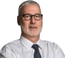 Robin Sager's Instagram, Twitter & Facebook