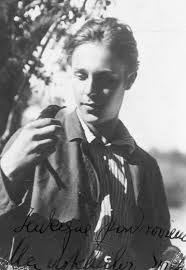 21 Witold conti Images: PICRYL