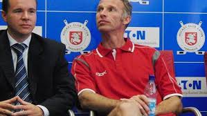 Řeknu vám to jednoduše, mladí na nás kašlou. Na Sulce Deku A Serezat Ho A Hasek Ma Dalsi Pokutu Aktualne Cz