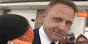 Treno a 160 km /h uccide cinque operai nel Torinese. "Frammenti umani  ovunque"