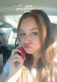 Rem Beauty Glossy Balm Shirley