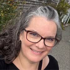 Assisting students with future cities project