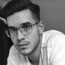 Learn about the Mentors helping entrepreneurs in our program