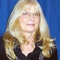 Kimberly Eisner's Instagram, Twitter & Facebook