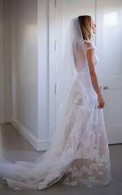 Gwyneth Paltrow And Brad Falchuk Make It Legal And We Ve Got Wedding Pics In 2020 Kleid Hochzeit Hochzeitskleider Spitze Braut