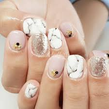 marble gel nails kurze gelnagel gel french nagel manikure ideen