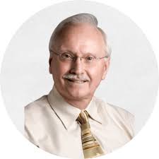 Thomas Eastman's Instagram, Twitter & Facebook