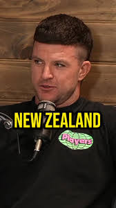 Drew Dowling's Instagram, Twitter & Facebook