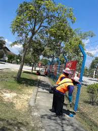 Segala kemewahannya memang sengaja dirancang senyaman mungkin agar para siswa dapat memiliki prestasi yang maksimal. 39 Cat Pagar Taman Sekolah Yang Banyak Di Cari