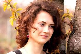 I also do lots of cardio so tons of sweat. 21 Stylish Haircuts For Curly Hair Godfather Style