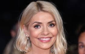 Scarlett Scott's Instagram, Twitter & Facebook