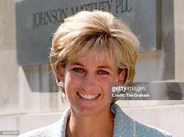 Rose Gladden's Instagram, Twitter & Facebook