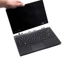 If you're sold on the idea of a hybrid notebook/tablet with a detachable display, toshiba's portege z10t does it best. Toshiba Portege Z20t Ultrabook Pt15ba 00500y Review A Windows 8 1 Based Hybrid Product That Can Be Used Equally Well As A Tablet Or As A Notebook Notebooks Tablets Pc World Australia