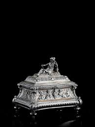 Scatola Portagioie In Argento Di Forma Rettangolare Oct 27 2017 Il Ponte Casa D Aste In Italy Silver Centerpiece Casket Antiques