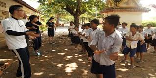 Penggunaan media sosial menurut chris heuer (dalam yoga maulana putra) pendiri sosial media club dan innovator media baru menyatakan bahwa terdapat 4 penggunaan media sosial diantaranya: Pengaruh Interaksi Sosial Dengan Berbagai Lembaga Halaman All Kompas Com