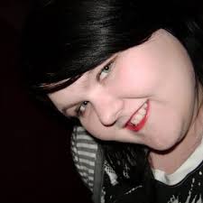 Tegan Carter (@Tegz89)