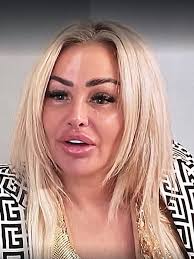 What's with the weird makeup triangle