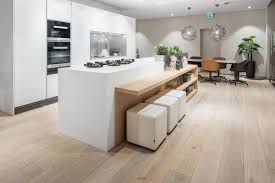 Последние твиты от mandemakers keukens (@mandemakersk). Mandemakers Kuchenausstellung Zwolle Niederlanden Dennebos Flooring