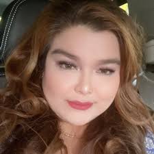 Nanalo sa beauty pageant at naging artista katambal nya si aga mulach sino  sya?😀😃😄