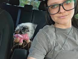 Late post but I experienced one of the scariest moments last Thursday.  Unfortunately my baby Bambi had a stroke 😢 She's making a good process  everyday. She's such a tough cookie! Please