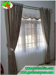 Berikut contoh gambar model gorden cantik minimalis terbaru sebagai inspirasi anda untuk membeli gorden jendela dan pintu yang tepat cocok sesuai selera anda agar rumah minimalis anda makin cantik. Model Gorden Cantik Dan Mewah Ashifa Gordyn Jawa Tengah