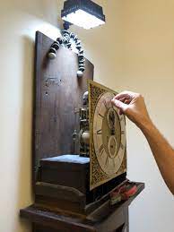 The process of moving such a sensitive, delicate, and heavy object as a grandfather clock is one of patience and caution. How To Move A Grandfather Clock The Neighbor Blog