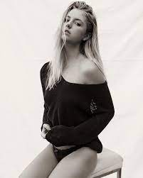 Every monday, ashley flowers will tell you about whatever crime she's been obsessing over that week in a way that sounds like you're sitting around talking crime with your best friends. Orbitz S Content Bellazon