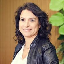 Après une belle et enrichissante année chez The Walt Disney Company France,  je m'en vais pour de nouvelles aventures !