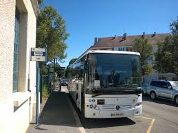 File Mercedes Benz Intouro Gare De Gisors 1 Jpg Wikimedia Commons