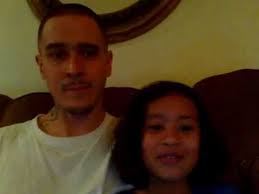 Layla Gilmore sings Stay by Rhianna with her Dad