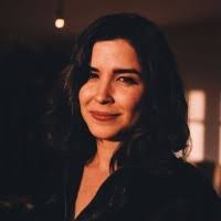 Isabelle Salgado's Instagram, Twitter & Facebook