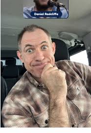 Well you can see a slight resemblance!! 🤦