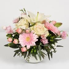 Shout out to phoenix flower shop for keeping the lights on till i got there today!!! Pink Chic Phoenix Florist Baseline Flowers Local Flower Delivery Phoenix Az 85042
