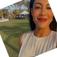 Minerva Zepeda's Instagram, Twitter & Facebook