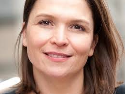 Van Winters's Instagram, Twitter & Facebook