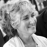 Sally Lang's Instagram, Twitter & Facebook