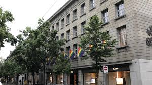 Ubs is a swiss company and one of the largest private banks in the world. Xwsp7nzq2illgm