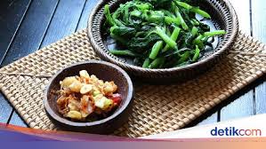 A tvoi strany yze traxaut eti zidy s 90 goda. Nikmatnya Gonda Gulma Padi Yang Biasa Diolah Jadi Plecing Bali