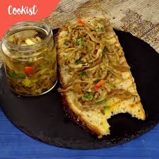 Chi non ama, quindi, le conserve agrodolci e piatti come le melanzane alla siciliana, utilizzerà questo metodo. Cookist Melanzane Sott Olio A Crudo Come Farle In Casa Gustose E Saporite Facebook