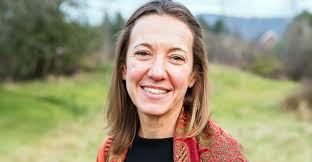 Sonja Burrows's Instagram, Twitter & Facebook