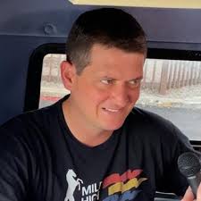 Andrew Schnackenberg, PhD: Professor of Management at the University of  Denver