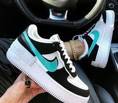 Pin By Sydney On Shoezzz In 2020 Nike Air Shoes Aesthetic Shoes Sneakers Fashion