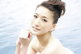 Amazon.co.jp: rainbow pulsation~THE BEST OF ELISA~ 【通常盤】: ミュージック