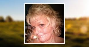 Dawn Knox's Instagram, Twitter & Facebook