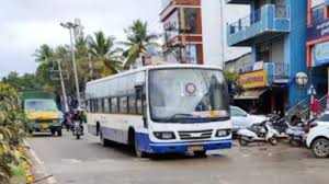 BMTC driver dies of heart attack while on duty, conductor's quick action  averts accident | Bangalore News - The Indian Express
