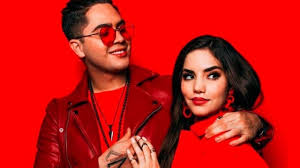 Tras la aparición de kimberly loaiza en los premios juventud, las críticas respecto a su más reciente cirugía estética no tardaron en aparecer. La Relacion Es Una Pantalla Juan De Dios Pantoja Maltrataria A Kimberly Loaiza Videos Minuto Neuquen