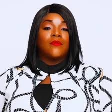 Esther Chouloute (@estherlormil) • Instagram photos and videos