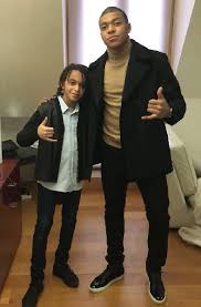 Kylian mbappé is going to stay at psg, he told l'equipe. Ethan Mbappe Age Edad Kylian Mbappe Brother Height And Parents Newsfinale