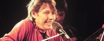 A cavallo fra gli anni sessanta e settanta dori ghezzi ha consolidato la sua notorietà grazie a. Premio Manzoni A De Andre A Lecco Arriva Dori Ghezzi Cronaca Lecco