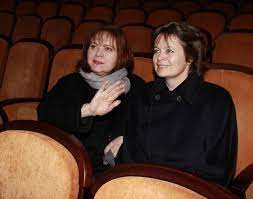 Herečka libuše šafránková (* 7. Sestry Libuse A Miroslava Safrankove